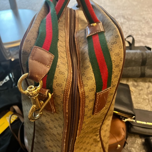 COPY - GUCCI SUITCASE!!! - Picture 3 of 10